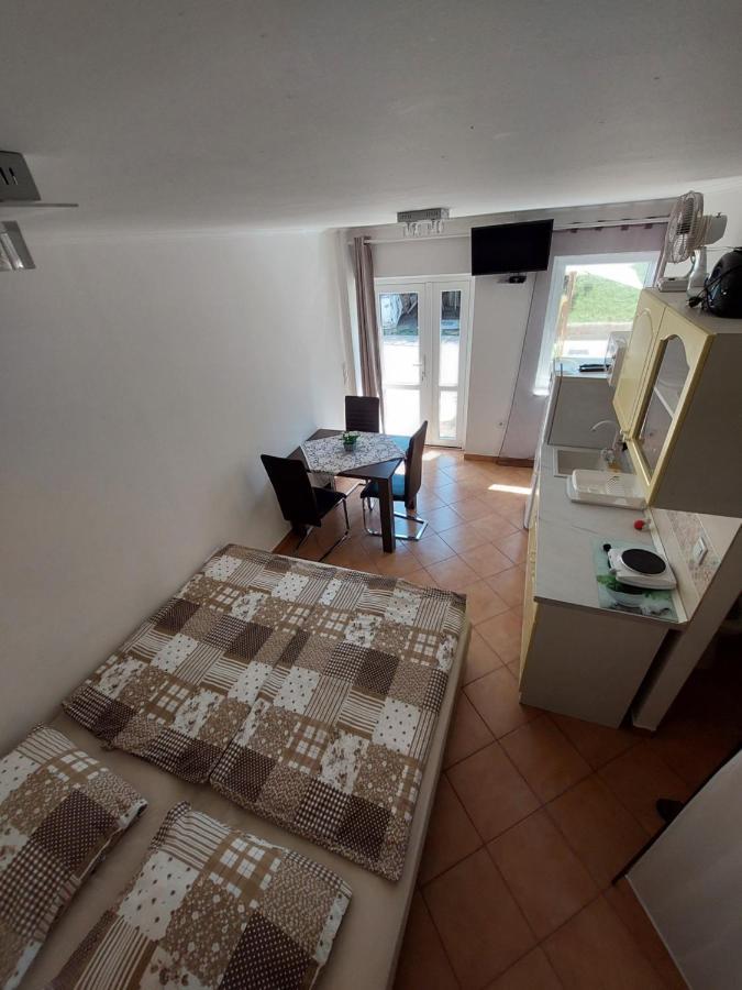 Appartement Pol-Lak à Szolosgyorok Extérieur photo