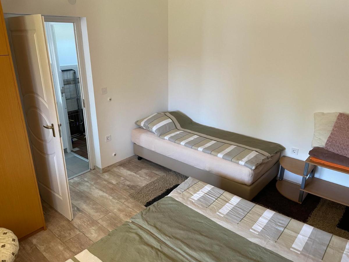Appartement Pol-Lak à Szolosgyorok Extérieur photo